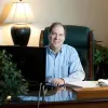 Robert J Kratz